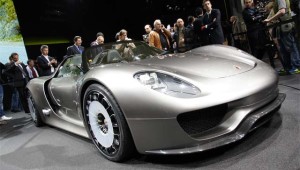 Porsche 918 Spyder Hybrid 300x170 Porsche 918 Spyder Hybrid