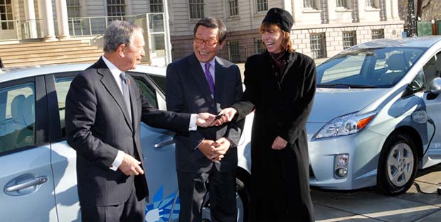 Prius PHV 1 Toyota Launches Prius Plug In Hybrid Trial in New York