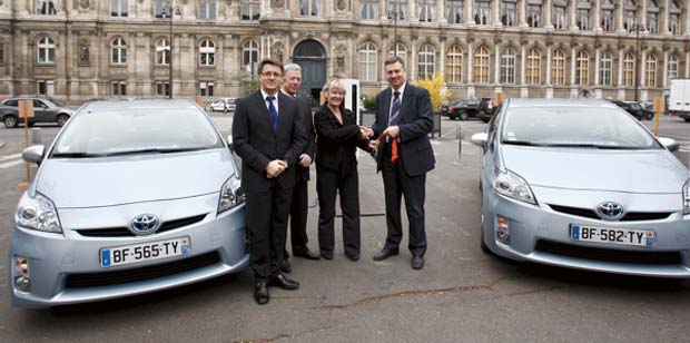 toyota edf Toyota Launches Prius Plug In Hybrid Trial in Paris