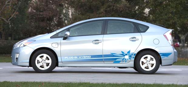G Station System 3 Toyota Develops Charger for Plug In Vehicles
