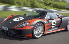Porsche 918 Spyder Plug-in Hybrid Supercar